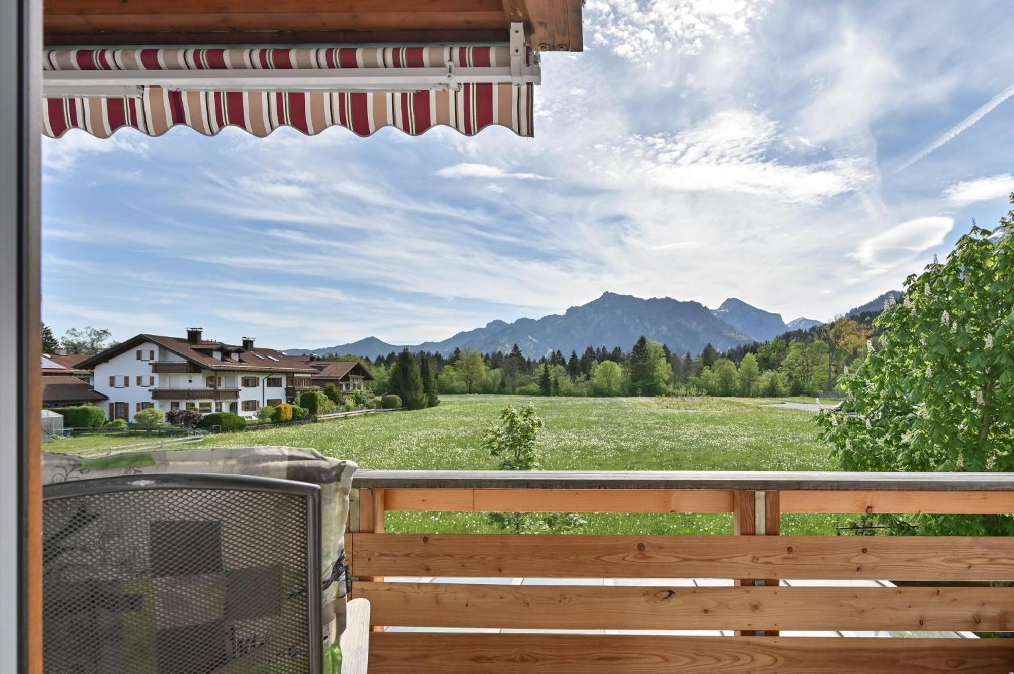 Ferienwohnung Herzstueck Im Haus Schlossblick Füssen Exterior foto